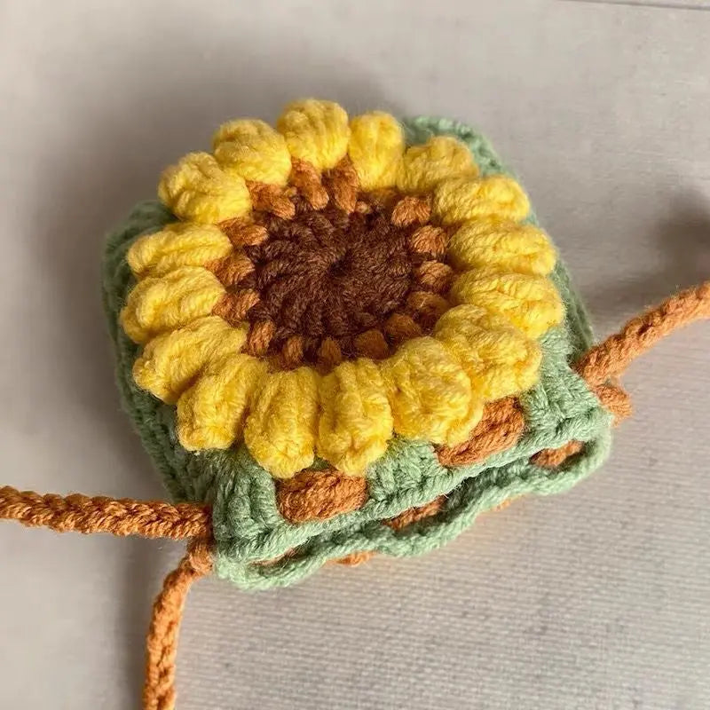 Delicate Sunflower AirPods Bag Crochet Kit with Fine Crochet Hooks